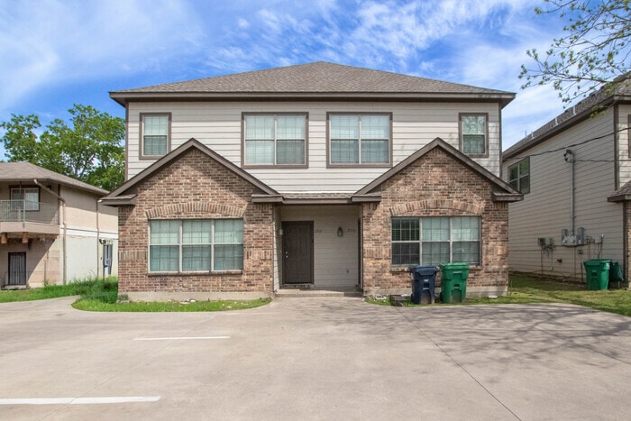 Photo - 2512 W Prairie St