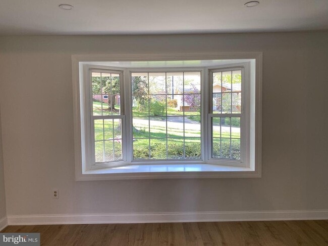 Photo - 5617 Eastbourne Dr