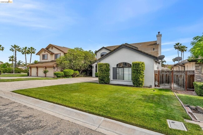 Photo - 5640 Edgeview Dr
