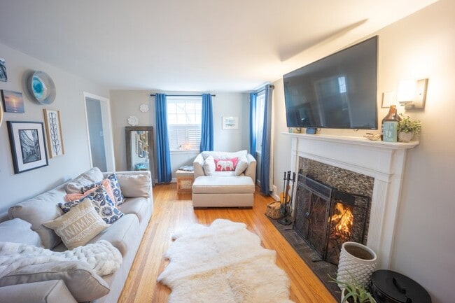 Photo - 7809 Elm Ave