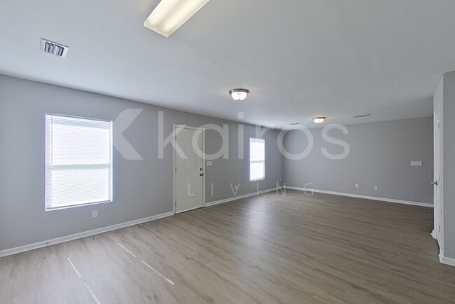 Photo - 2592 Catalina Ct