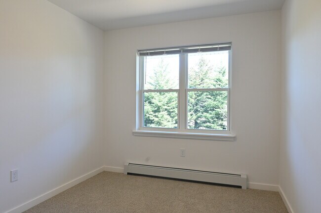 Apt 6 - Auburn Meadows