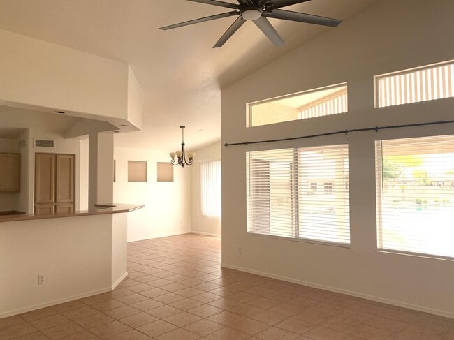 Photo - 11015 W Chino Dr