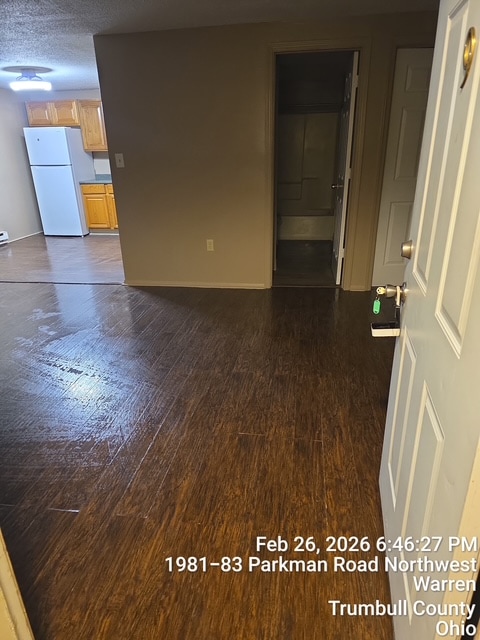 Photo - 1983 Parkman Rd NW