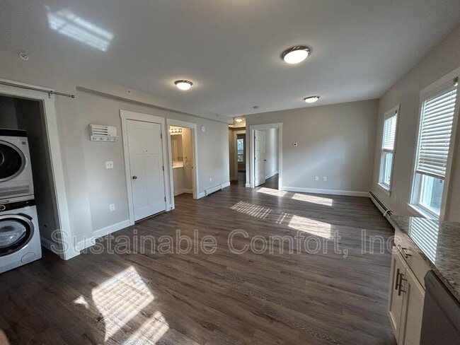 Photo - 77 Merrifield St