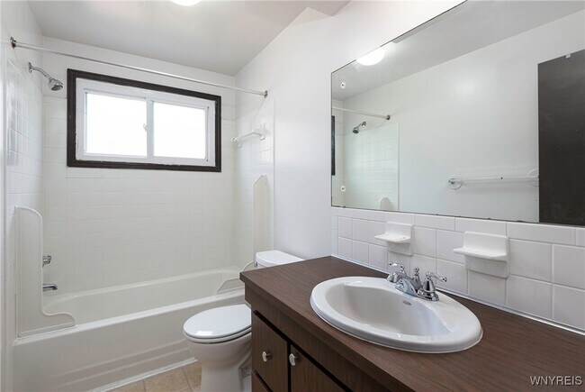 Photo - 407 Kaymar Dr