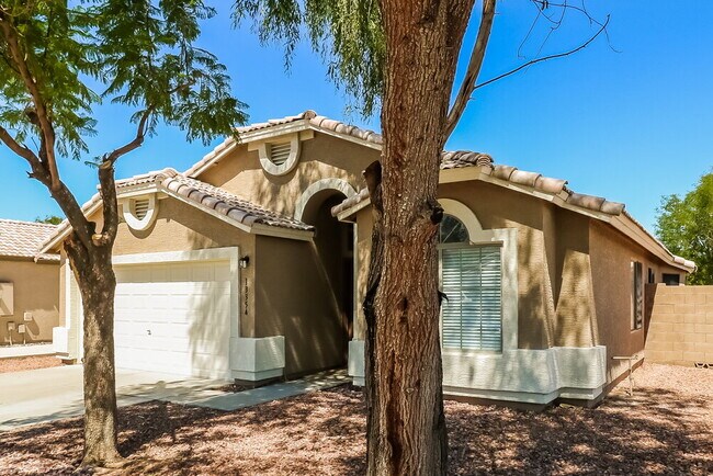 Photo - 13354 W Saguaro Ln