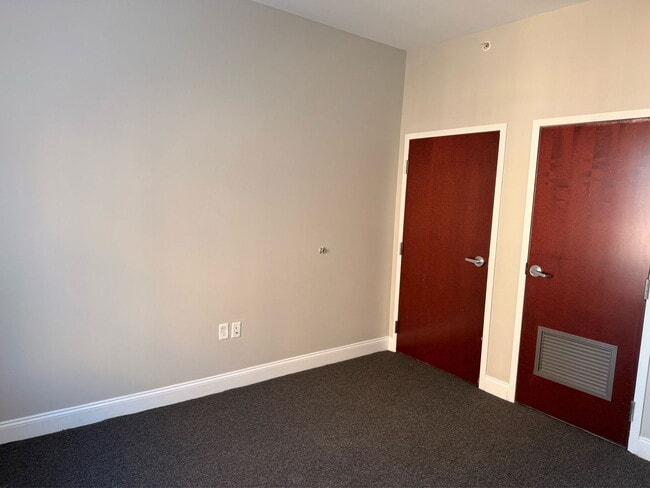 Photo - 210 Farmington Ave Unit 302