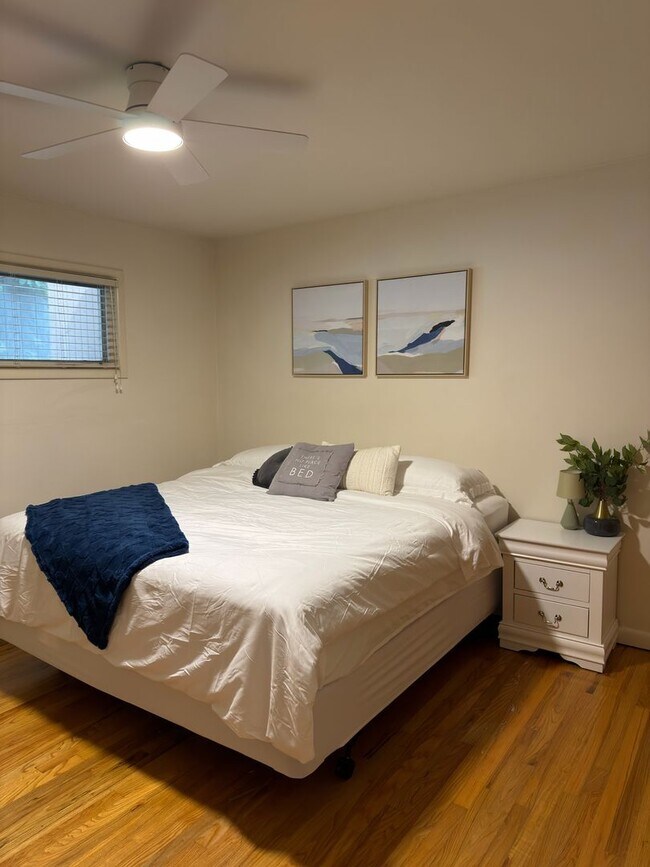 Photo - Manito House Unit 107