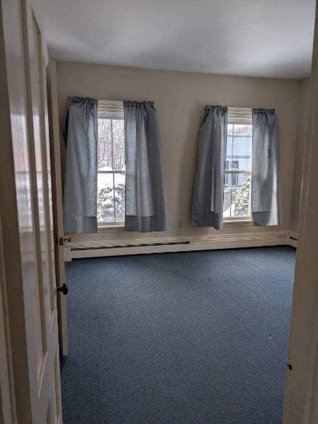 Photo - 145 Center St Unidad A