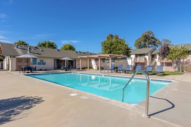 Knollwood Meadows Apartments