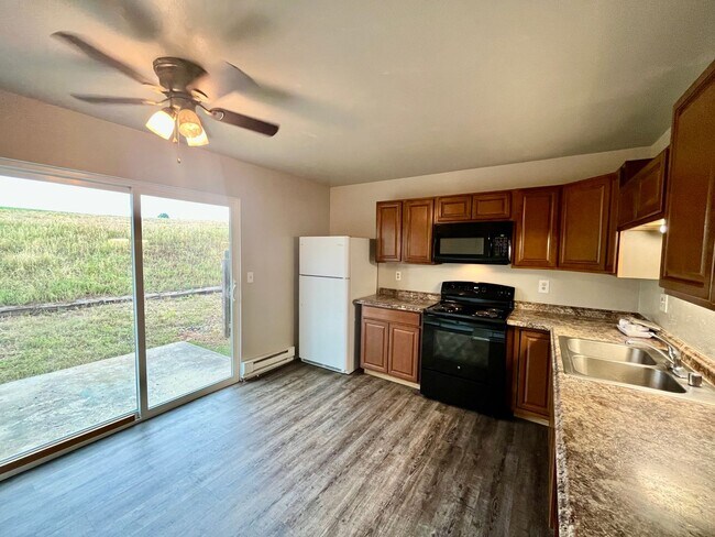 Photo - 1154 Darby St