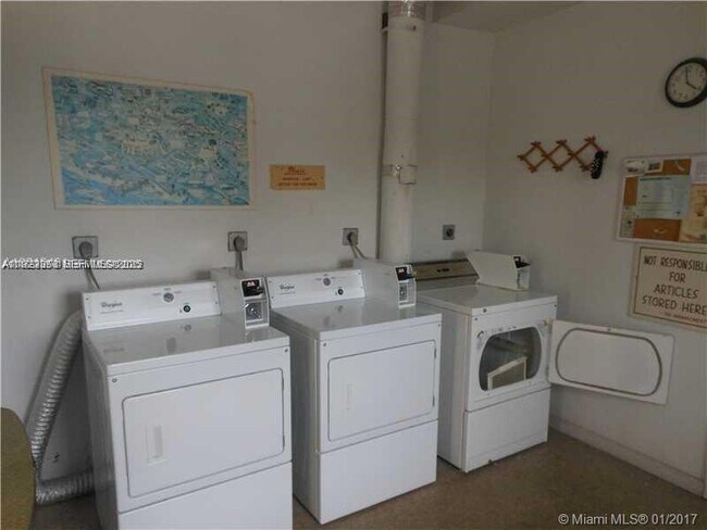 Photo - 348 S Federal Hwy Unit 24