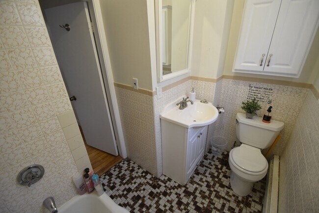 Photo - 1729 Commonwealth Ave Unit 1