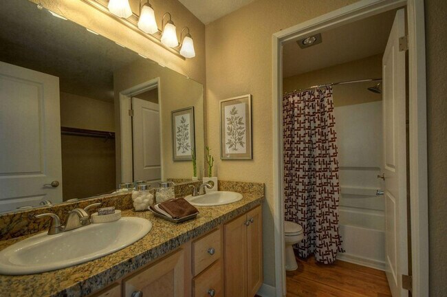 Photo - 401 Canyon Woods Pl Unit SI ID1515763P