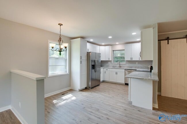 Photo - 3803 McEwen Dr NW