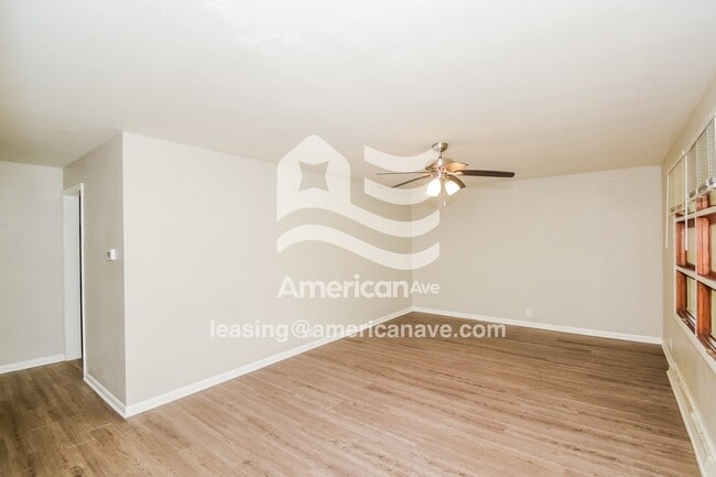 Photo - 47 S Coventry Dr