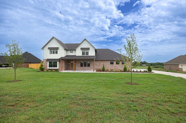 Photo - 2920 Edgefield Ln