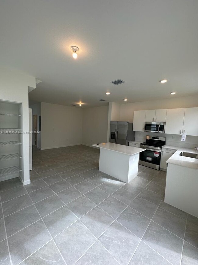 Photo - 16282 SW 291st St