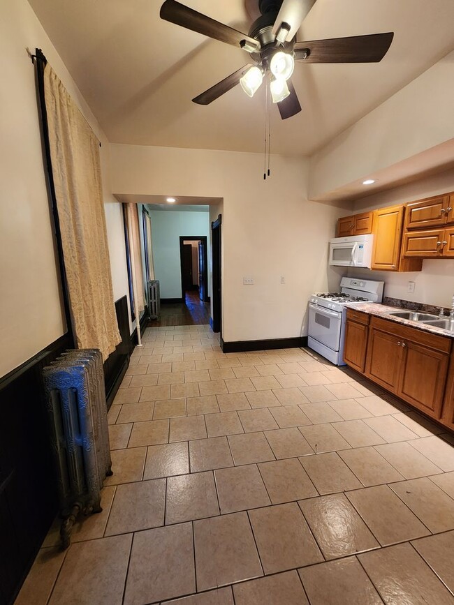 Photo - 1602 N 3rd St Unidad 1