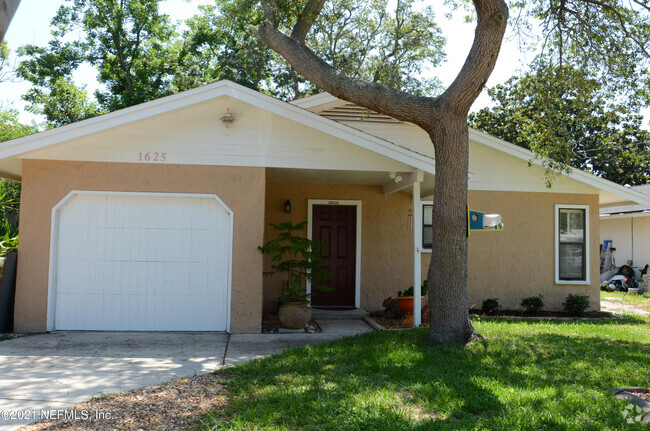 Building Photo - 1625 7th St N Rental