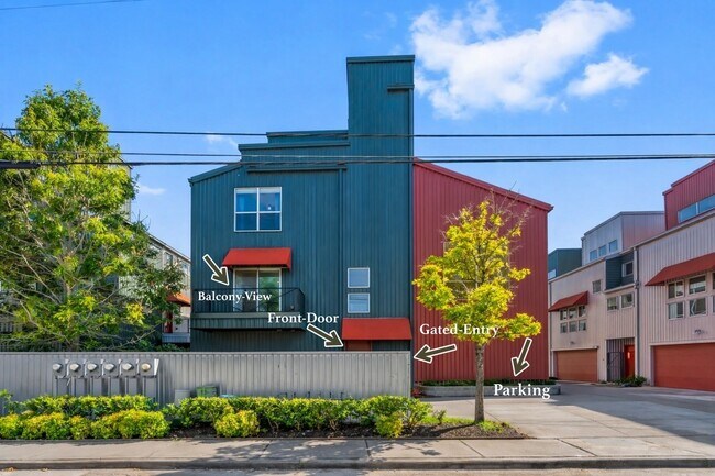 Building Photo - 3012 Commerce St