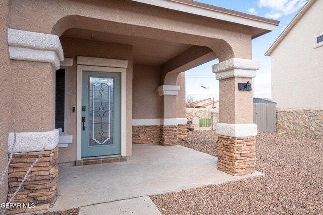 Photo - 14501 Meadow Lawn