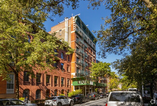 Photo - 234 W 21st St