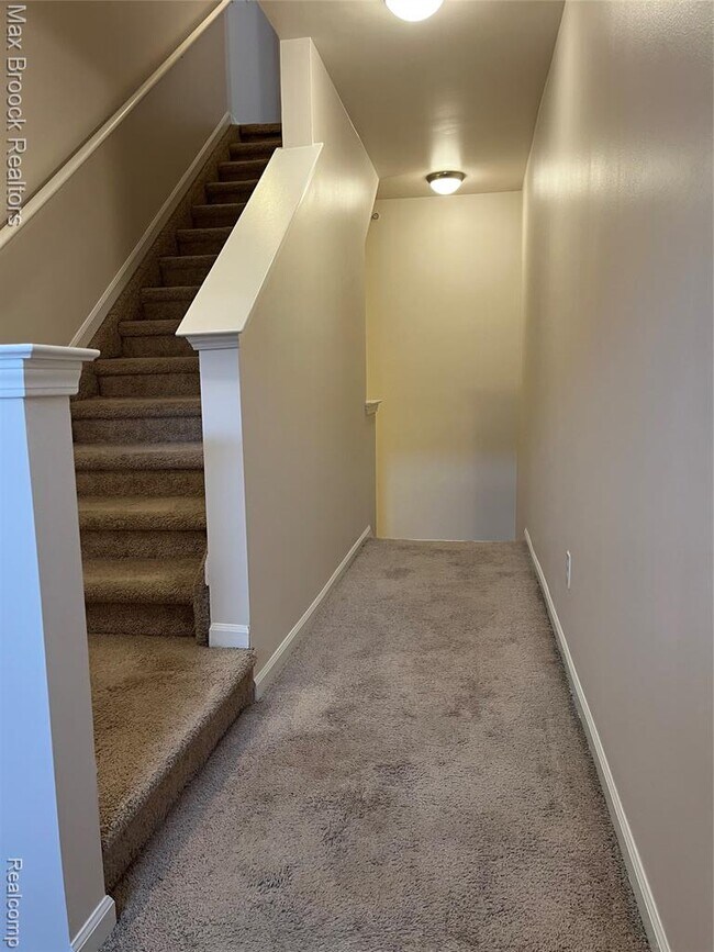 Photo - 3255 Camden Dr