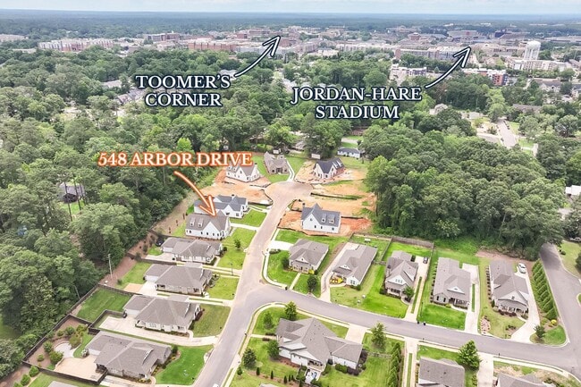 Photo - 548 Arbor Dr