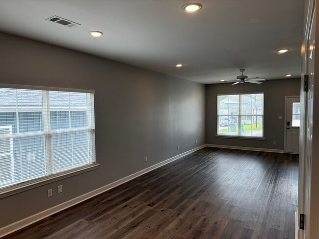 Photo - 3 Bed 3 Bath Home
