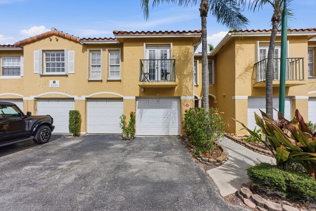 Photo - 1155 Lake Shore Dr