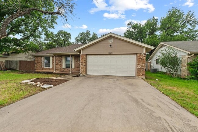 Photo - 3509 Monument Dr