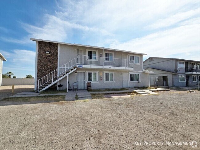 Building Photo - 1656 Stevens St Unit #3 Rental