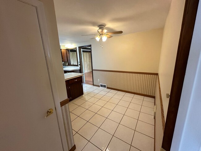 Photo - Homestead / Munhall - 2+ BR Single Family ...