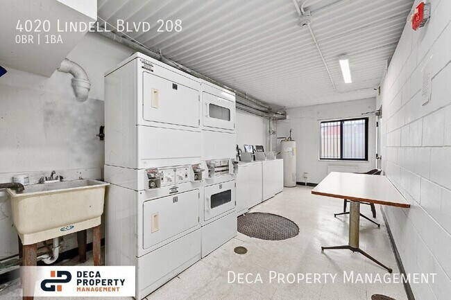 Photo - Studio Apartment