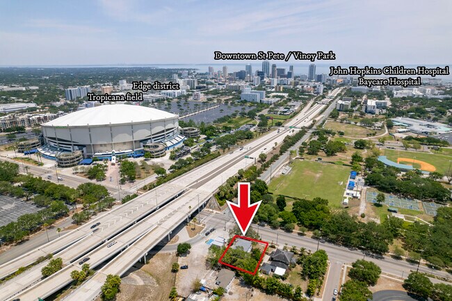 Photo - 511 16th St S