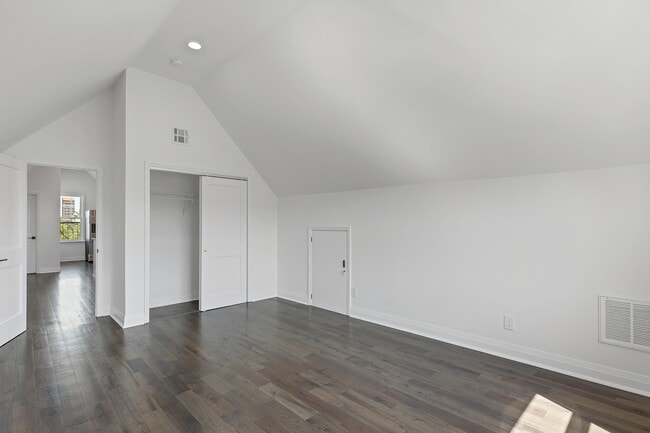 Photo - 208 Shippen St Unit Apt 3