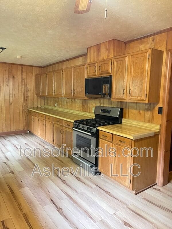 Photo - 304 Wilson Cove Rd