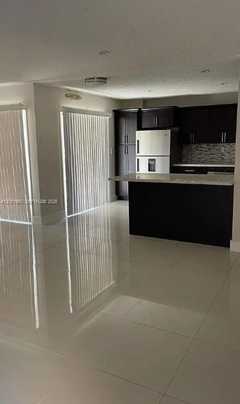 Building Photo - 6745 SW 132nd Ave Unit 212
