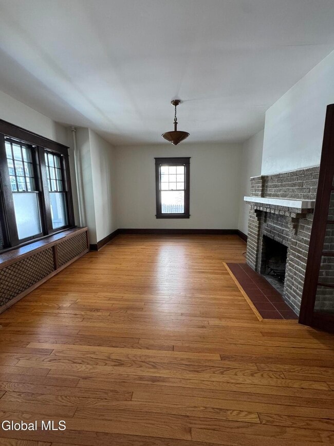 Photo - 663 Hudson Ave Unit 1