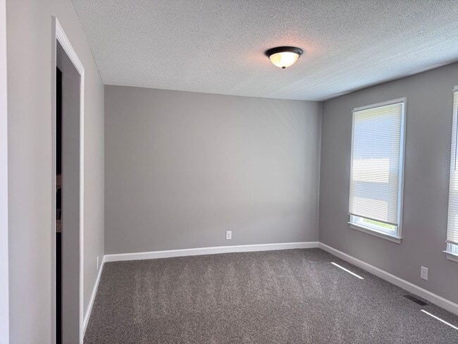 Photo - Sango!! Completly Renovated 3 Bed 2.5 Bath Home in Welchview!