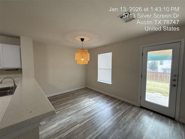 Photo - 5713 Silver Screen Dr