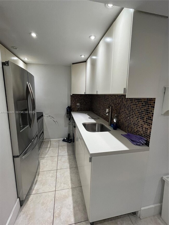 Photo - 200 SE 15th Rd Unidad 11I