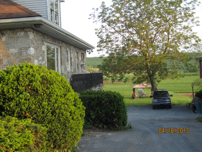 1530 Main St Unit D
