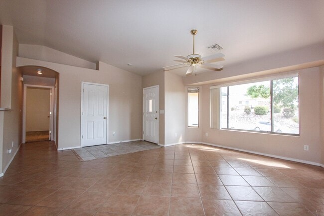 Photo - 7200 Spouse Dr