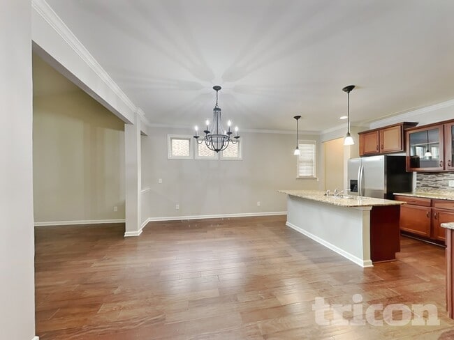 Photo - 2104 Bedford Bend