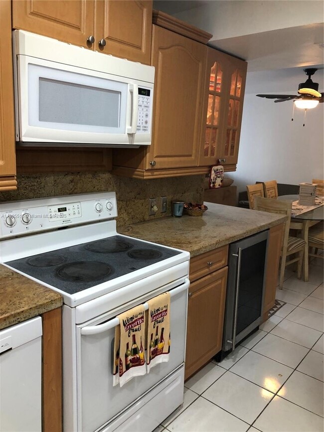 Photo - 6969 Collins Ave Unit 607