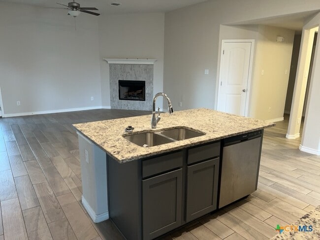 Photo - 7607 Melanite Dr