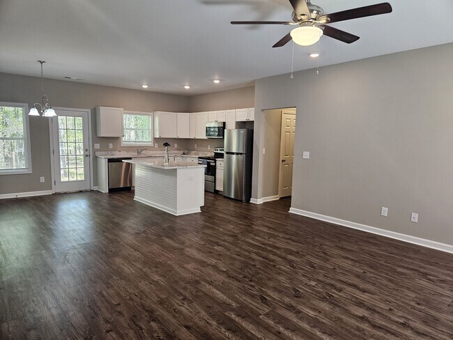 166 Venture Way